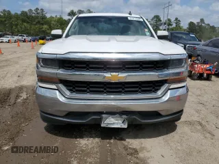 2018 Chevrolet Silverado 1500 LT with VIN 1GCRCREHXJZ159008, listed as a Copart auction lot 51814335 with 209,374 mi miles and Clean Title. Bid and sale history available at DreamBid. Image 5.