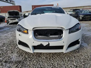 2015 Jaguar XF V6 Portfolio with VIN SAJWJ0FF5F8U62617, listed as a Copart auction lot 42357575 with 59,924 mi miles and Salvage Title. Bid and sale history available at carsss.com. Image 5.