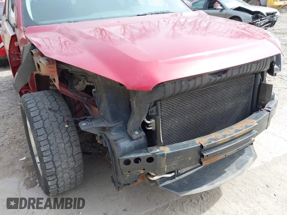 2014 GMC Acadia SLE with VIN 1GKKVPKD8EJ268223, listed as a IAAI auction lot 41827904 with 206,859 mi miles and . Bid and sale history available at carsss.com. Image 16.