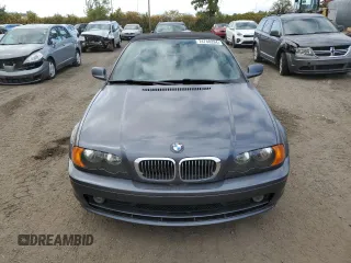 2003 BMW 3 Series 325Ci with VIN WBABS33493PG89518, listed as a Copart auction lot 74748284 with 0 mi miles and Salvage Title. Bid and sale history available at carsss.com. Image 5.