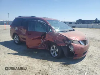 2014 Toyota Sienna LE AAS with VIN 5TDKK3DC9ES480133, listed as a Copart auction lot 60547605 with Not provided miles and Salvage title. Bid and sale history available at DreamBid. Image 4.