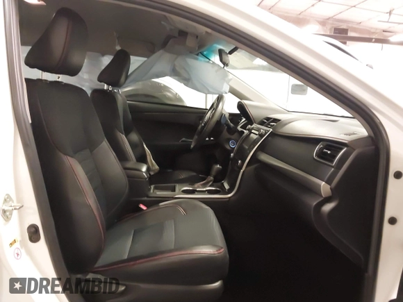 2015 Toyota Camry XLE with VIN 4T1BF1FK0FU083626, listed as a IAAI auction lot 41911558 with 79,640 mi miles and . Bid and sale history available at DreamBid. Image 5.