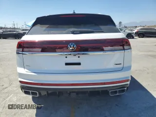 2024 Volkswagen Atlas SEL R-Line with VIN 1V2AE2CA5RC235798, listed as a Copart auction lot 64090595 with 1,310 mi miles and Salvage title. Bid and sale history available at DreamBid. Image 6.