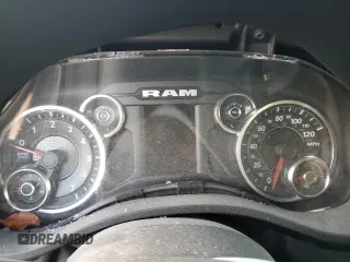 2021 Ram 1500 Big Horn z VIN 1C6RREFG2MN812561, wystawiony jako Copart lot #75305674 z przebiegiem Nie podano mil oraz Szkoda całkowita • Salvage title. Historia ofert i sprzedaży dostępna na DreamBid. Obrazek 9.