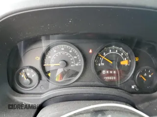 2015 Jeep Patriot High Altitude z VIN 1C4NJPFA7FD349976, wystawiony jako Copart lot #52503355 z przebiegiem 149 809 mil mil oraz Szkoda całkowita • Salvage title. Historia ofert i sprzedaży dostępna na DreamBid. Obrazek 9.