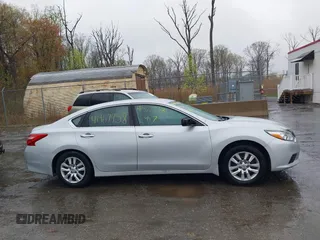 2016 Nissan Altima S with VIN 1N4AL3AP7GN350673, listed as a IAAI auction lot 41967958 with 132,352 mi miles and . Bid and sale history available at carsss.com. Image 13.