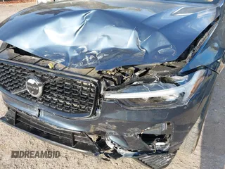 2023 Volvo XC60 z VIN YV4L12DX3P1278289, wystawiony jako IAAI lot #41889608 z przebiegiem 27 191 mil mil oraz . Historia ofert i sprzedaży dostępna na DreamBid. Obrazek 6.