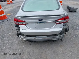 2017 Ford Fusion Titanium с VIN 3FA6P0SU0HR409820, выставлен на аукционе IAAI как лот 41919527 с пробегом 77 301 миль миль и . История ставок и продаж доступна на DreamBid. Изображение 18.