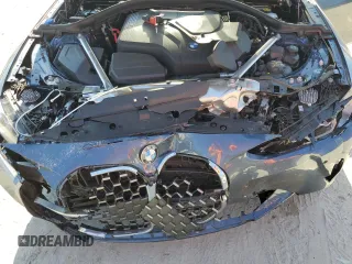 2024 BMW 4 Series 430i z VIN WBA23AT09RCP53441, wystawiony jako Copart lot #44187675 z przebiegiem 9 297 mil mil oraz Szkoda całkowita • Salvage title. Historia ofert i sprzedaży dostępna na DreamBid. Obrazek 11.