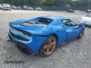 2024 Ferrari 296 GTB z VIN ZFF99SLA8R0304477, wystawiony jako Copart lot #61744074 z przebiegiem Nie podano mil oraz Szkody całkowita. Historia ofert i sprzedaży dostępna na DreamBid. Obrazek 3.