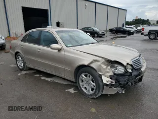 2003 Mercedes-Benz E-Class 3.2L with VIN WDBUF65J93A204250, listed as a Copart auction lot 73183794 with 115,794 mi miles and Salvage Title. Bid and sale history available at carsss.com. Image 4.