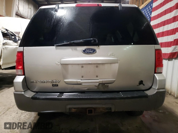 2003 Ford Expedition XLT Value with VIN 1FMPU16W33LB05943, listed as a Copart auction lot 53588195 with 249,437 mi miles and Clean Title. Bid and sale history available at carsss.com. Image 6.