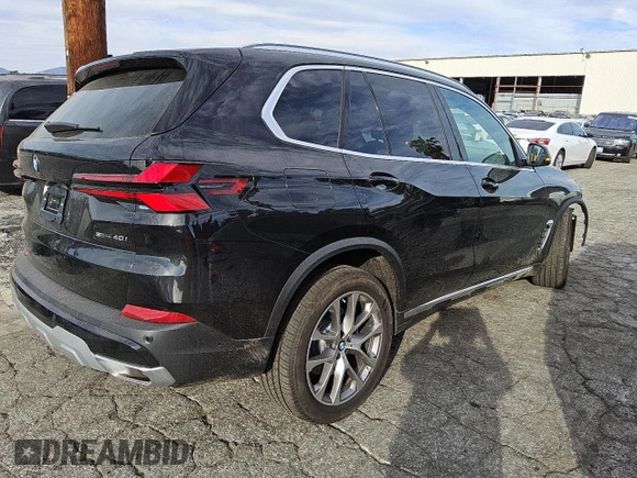 2025 BMW X5 sDrive40i with VIN 5UX13EU04S9Y27497, listed as a Copart auction lot 47147515 with 1,735 mi miles and Clean Title. Bid and sale history available at carsss.com. Image 3.