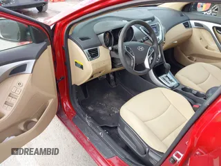 2011 Hyundai Elantra GLS z VIN KMHDH4AE5BU101098, wystawiony jako IAAI lot #41352745 z przebiegiem 84 089 mil mil oraz . Historia ofert i sprzedaży dostępna na DreamBid. Obrazek 15.