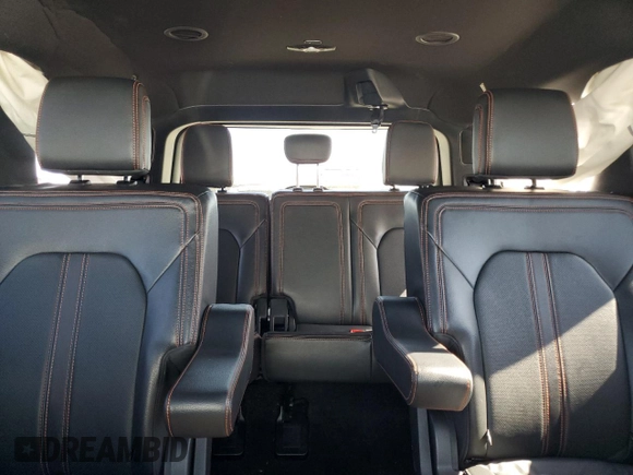 2023 Ford Expedition Timberline с VIN 1FMJU1RGXPEA34504, выставлен на аукционе Copart как лот 50293165 с пробегом 18 986 миль миль и Списание • Salvage title. История ставок и продаж доступна на DreamBid. Изображение 10.