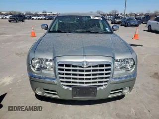 2005 Chrysler 300 with VIN 2C3AA63H25H150463, listed as a Copart auction lot 49627335 with 344,697 mi miles and Clean Title. Bid and sale history available at carsss.com. Image 5.