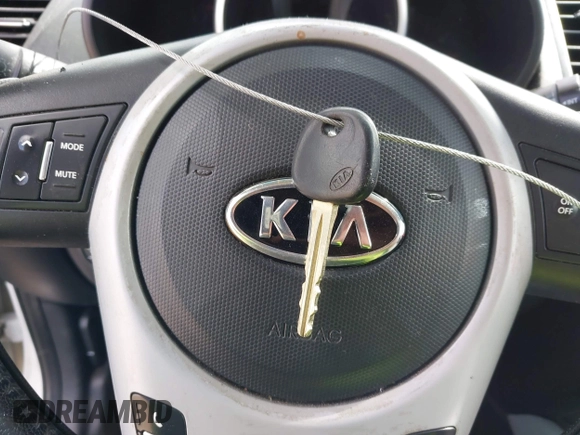 2012 Kia Soul + with VIN KNDJT2A62C7368475, listed as a IAAI auction lot 42103715 with 142,736 mi miles. Bid and sale history available at carsss.com. Image 11.