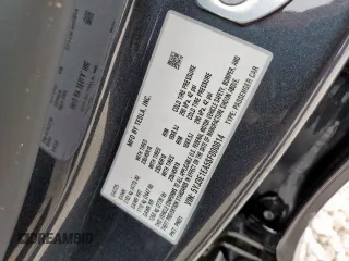 2025 Tesla Model 3 Long Range z VIN 5YJ3E1EA5SF000814, wystawiony jako Copart lot #57821595 z przebiegiem 727 mil mil oraz Szkoda całkowita • Salvage title. Historia ofert i sprzedaży dostępna na DreamBid. Obrazek 13.