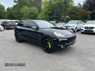 2015 Porsche Cayenne S E-Hybrid with VIN WP1AE2A22FLA51488, listed as a Copart auction lot 63196055 with 121,442 mi miles and Clean title. Bid and sale history available at DreamBid. Image 1.