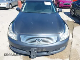 2008 Infiniti G35 Sedan x with VIN JNKBV61F98M251005, listed as a IAAI auction lot 42063204 with 261,387 mi miles. Bid and sale history available at carsss.com. Image 6.