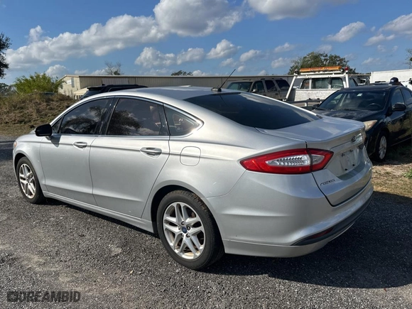 2014 Ford Fusion SE with VIN 3FA6P0HDXER214049, listed as a Copart auction lot 87472404 with 203,921 mi miles and Clean Title. Bid and sale history available at carsss.com. Image 3.