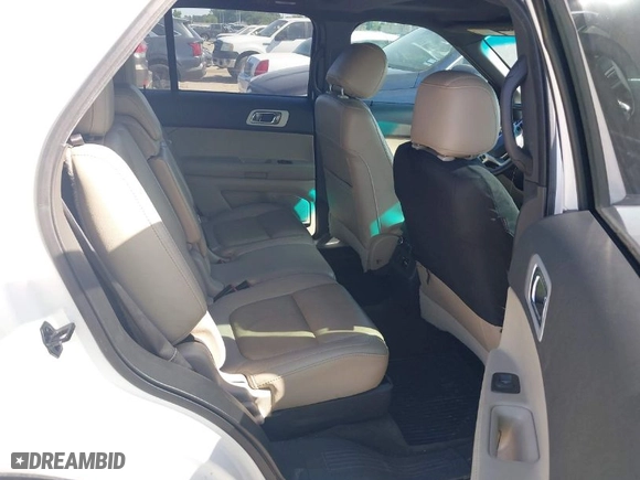 2014 Ford Explorer Limited with VIN 1FM5K8F88EGA74451, listed as a IAAI auction lot 41979233 with 146,436 mi miles. Bid and sale history available at carsss.com. Image 8.