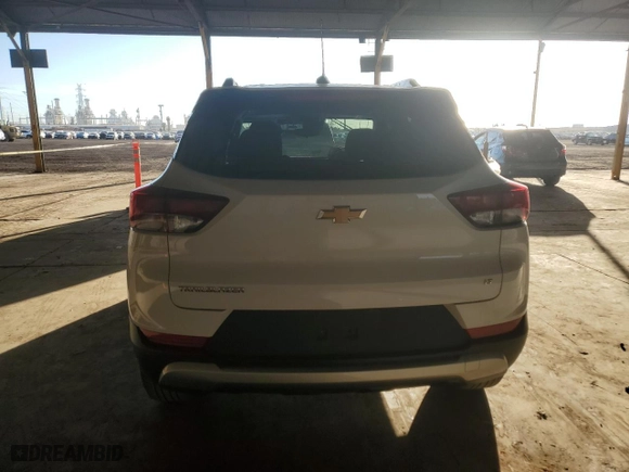 2024 Chevrolet TrailBlazer LT with VIN KL79MPSL1RB043904, listed as a Copart auction lot 45098465 with NaN miles and Salvage Title. Bid and sale history available at carsss.com. Image 6.