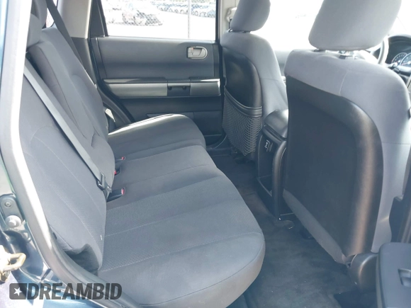 2005 Mitsubishi Endeavor LS with VIN 4A4MM21S35E074730, listed as a IAAI auction lot 42490642 with 245,790 mi miles and . Bid and sale history available at DreamBid. Image 8.
