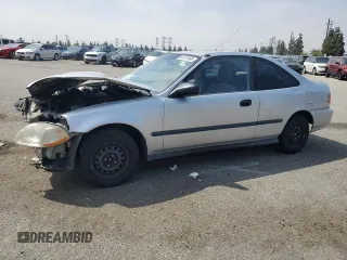 1996 Honda Civic DX z VIN 1HGEJ6220TL081428, wystawiony jako Copart lot #60131805 z przebiegiem 202 656 mil mil oraz Szkoda całkowita • Salvage title. Historia ofert i sprzedaży dostępna na DreamBid. Obrazek 1.