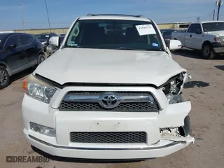 2011 Toyota 4Runner SR5 with VIN JTEZU5JR6B5026240, listed as a IAAI auction lot 41840510 with 99,900 mi miles. Bid and sale history available at carsss.com. Image 12.