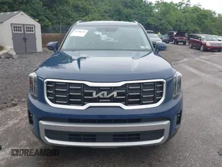 2023 Kia Telluride S with VIN 5XYP64GC0PG391725, listed as a IAAI auction lot 42380243 with 28,269 mi miles and . Bid and sale history available at DreamBid. Image 13.