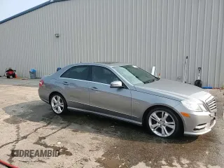 2012 Mercedes-Benz E 350 Luxury with VIN WDDHF8JBXCA545918, listed as a Copart auction lot 58953115 with 220,307 mi miles and Salvage title. Bid and sale history available at DreamBid. Image 14.
