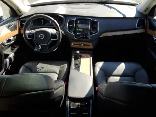 2023 Volvo XC90 Plus with VIN YV4062PNXP1980902, listed as a Copart auction lot 49292455 with 18,939 mi miles and Salvage Title. Bid and sale history available at carsss.com. Image 8.
