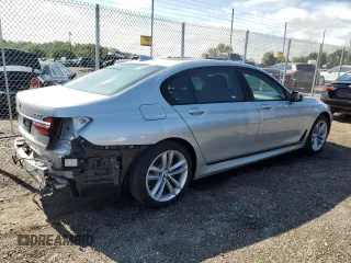 2017 BMW 7 Series ALPINA B7 xDrive with VIN WBA7F2C58HG421402, listed as a Copart auction lot 60721823 with 61,988 mi miles. Bid and sale history available at carsss.com. Image 3.