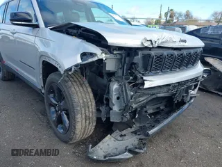 2022 Jeep Grand Cherokee Limited с VIN 1C4RJJBG0N8549422, выставлен на аукционе IAAI как лот 41735427 с пробегом 83 747 миль миль и . История ставок и продаж доступна на DreamBid. Изображение 6.
