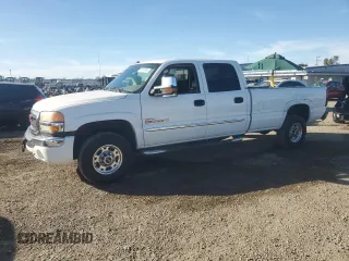 2005 GMC Sierra 1500 with VIN 1GTHC23275F938231, listed as a Copart auction lot 85245654 with 131,868 mi miles and Salvage Title. Bid and sale history available at DreamBid. Image 1.