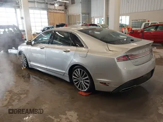 2017 Lincoln MKZ Select с VIN 3LN6L5D95HR624794, выставлен на аукционе IAAI как лот 41601895 с пробегом 81 972 миль миль и . История ставок и продаж доступна на DreamBid. Изображение 3.