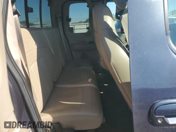 2000 Ford F-150 XL с VIN 1FTRX18L1YNA53246, выставлен на аукционе Copart как лот 56052295 с пробегом Не указан миль и Списание • Salvage title. История ставок и продаж доступна на DreamBid. Изображение 10.