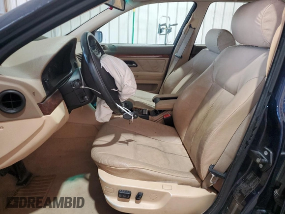 2001 BMW 5 Series 525i with VIN WBADS43421GD84986, listed as a Copart auction lot 64464735 with Not provided miles and Salvage title. Bid and sale history available at DreamBid. Image 7.