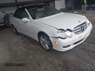 2007 Mercedes-Benz CLK 3.5L with VIN WDBTK56F07T082559, listed as a IAAI auction lot 42012047 with 76,513 mi miles. Bid and sale history available at carsss.com. Image 1.