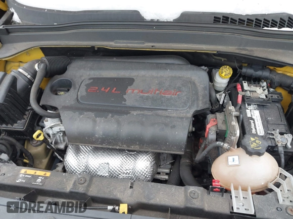 2015 Jeep Renegade Trailhawk with VIN ZACCJBCT9FPB95949, listed as a IAAI auction lot 41558291 with 60,682 mi miles and . Bid and sale history available at DreamBid. Image 10.