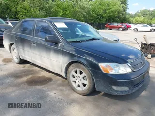 2000 Toyota Avalon XL with VIN 4T1BF28B1YU109057, listed as a IAAI auction lot 42575624 with 277,842 mi miles and . Bid and sale history available at DreamBid. Image 1.