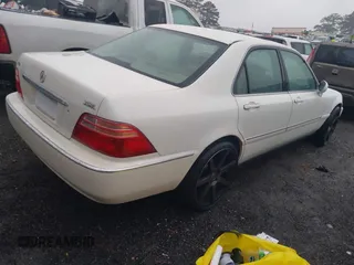 2000 Acura RL with VIN JH4KA9653YC000645, listed as a IAAI auction lot 41350069 with 1 mi miles. Bid and sale history available at carsss.com. Image 4.