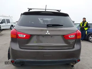 2016 Mitsubishi Outlander Sport 2.4 SE with VIN JA4AP3AW0GZ046433, listed as a IAAI auction lot 40604537 with 118,736 mi miles. Bid and sale history available at carsss.com. Image 16.