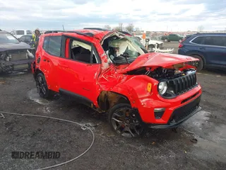 2022 Jeep Renegade Latitude with VIN ZACNJDB14NPN82389, listed as a IAAI auction lot 41445568 with 84,763 mi miles and . Bid and sale history available at DreamBid. Image 1.
