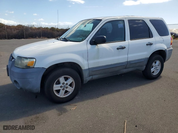 2007 Ford Escape XLS with VIN 1FMCU02ZX7KB28799, listed as a Copart auction lot 78533464 with 198,895 mi miles and Clean Title. Bid and sale history available at carsss.com. Image 1.