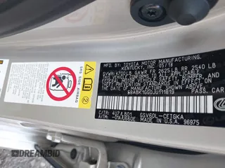 2018 Lexus ES with VIN 58ABK1GG0JU111819, listed as a IAAI auction lot 40320555 with 32,194 mi miles. Bid and sale history available at carsss.com. Image 9.