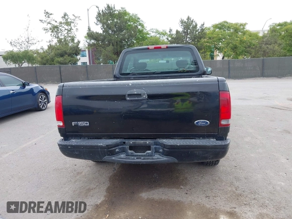 2002 Ford F-150 XL с VIN 1FTRX17242NB23323, выставлен на аукционе IAAI как лот 42363484 с пробегом Не указан миль и . История ставок и продаж доступна на DreamBid. Изображение 16.