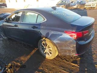 2019 Acura TLX with VIN 19UUB1F3XKA002422, listed as a IAAI auction lot 41310131 with 1 mi miles. Bid and sale history available at carsss.com. Image 3.