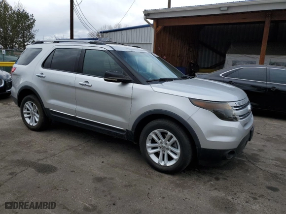 2011 Ford Explorer XLT with VIN 1FMHK8D85BGA65864, listed as a Copart auction lot 49893725 with 85,395 mi miles and Clean Title. Bid and sale history available at carsss.com. Image 4.